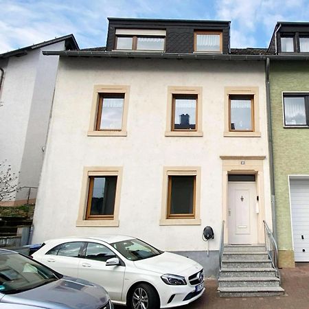 Zentrale Ferienwohnung Trier-Euren Mit Heimkino, Kueche, Wallbox & Kostenlose Fahrraeder المظهر الخارجي الصورة
