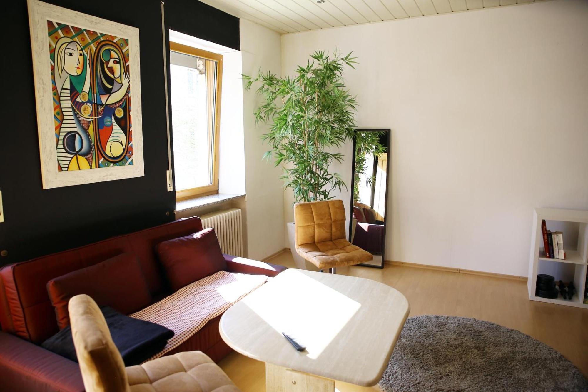 Zentrale Ferienwohnung Trier-Euren Mit Heimkino, Kueche, Wallbox & Kostenlose Fahrraeder المظهر الخارجي الصورة